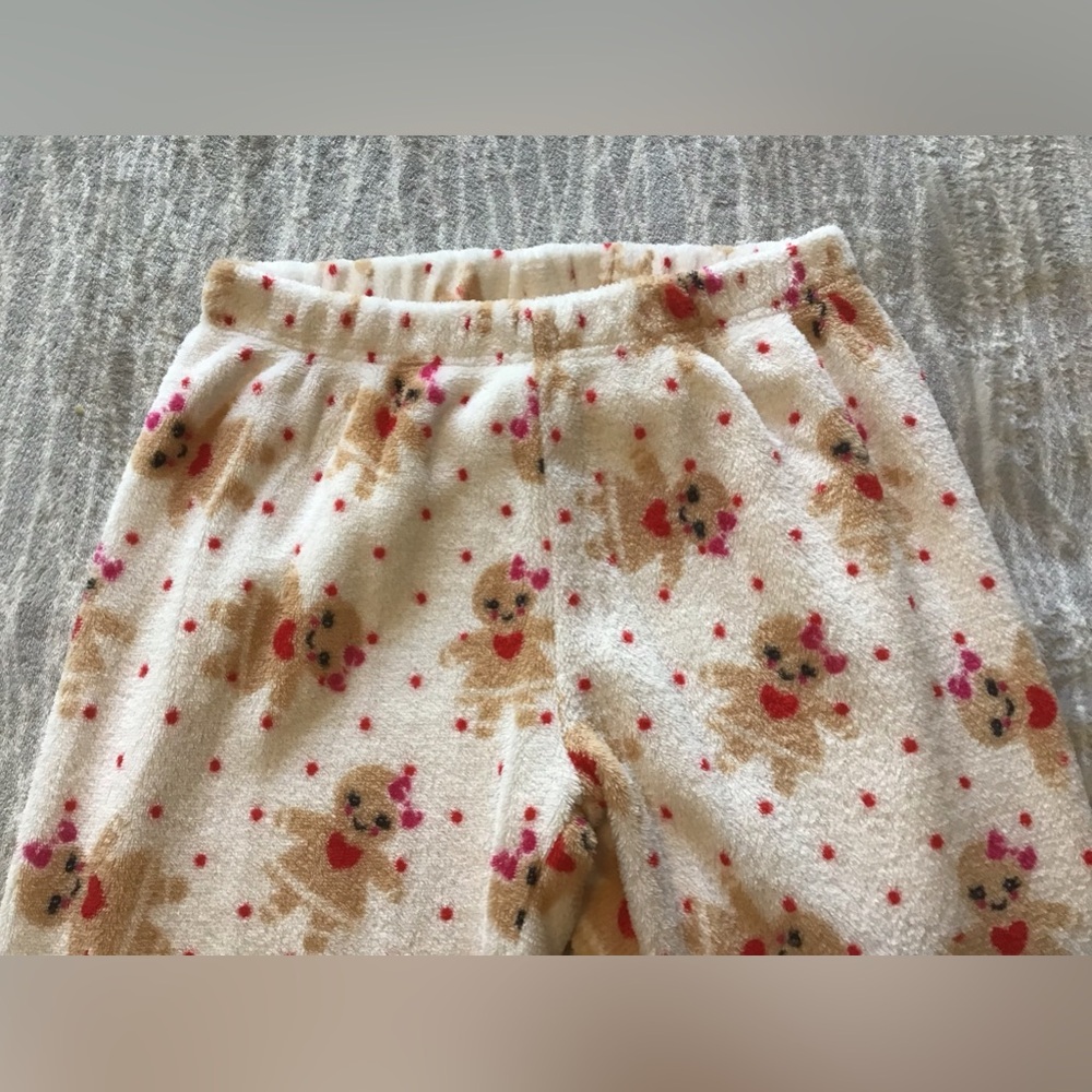 ๐๐ Christmas PJโs Gingerbread Theme ๐๐ - Picture 2 of 4